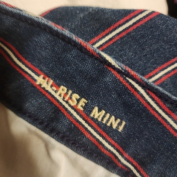 American Eagle AEO Dark Wash Denim Red Striped Mini Denim Jean Skirt Size 4 EUC - Picture 5 of 7